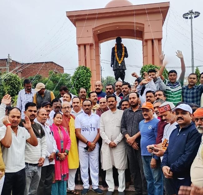 WhatsApp Image 2025-10-31 at 6.38.38 PM